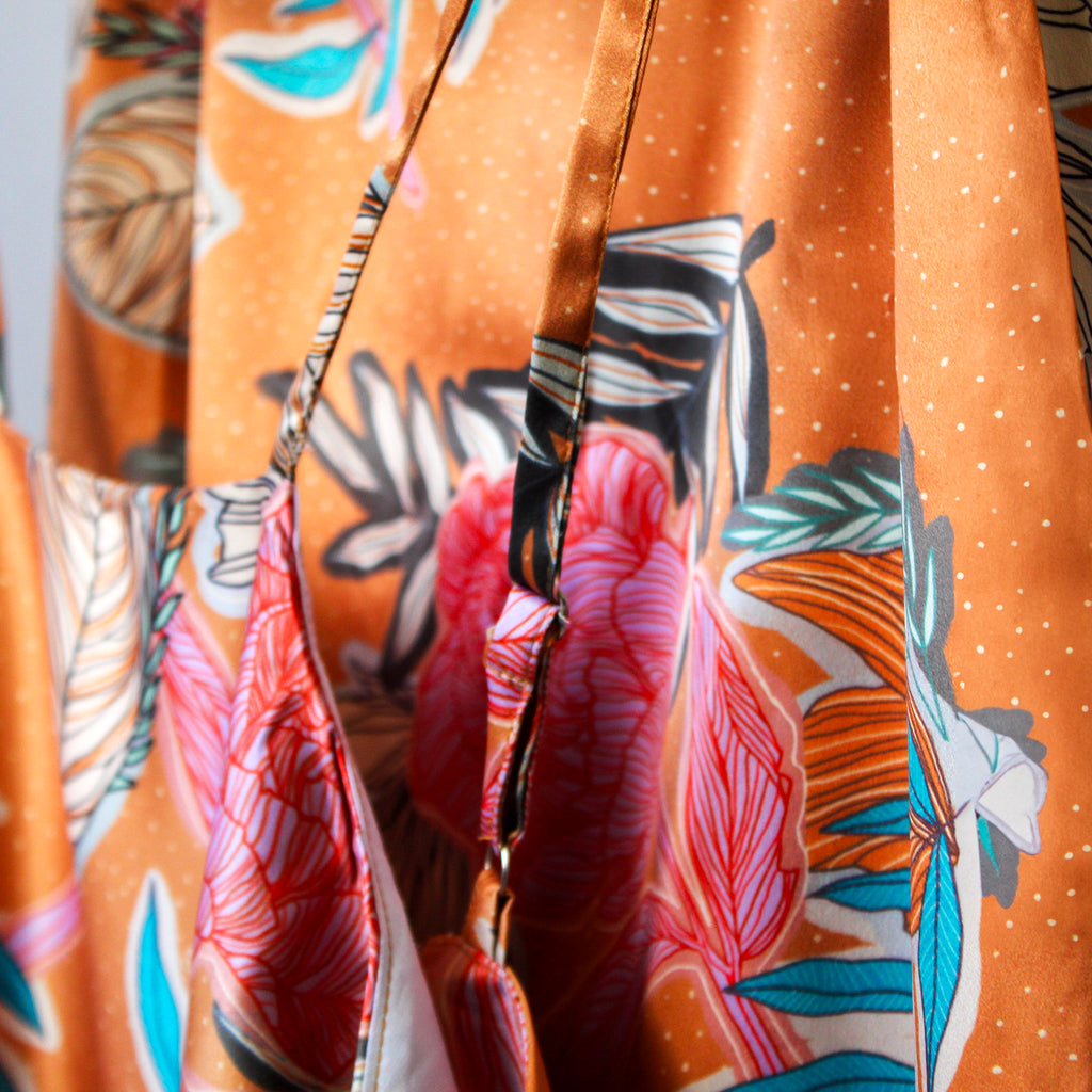 Falda de Satén Estampada