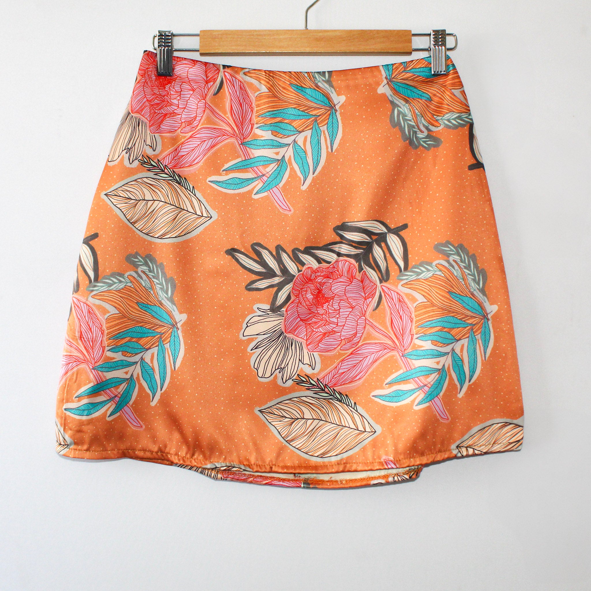 Falda de Satén Estampada