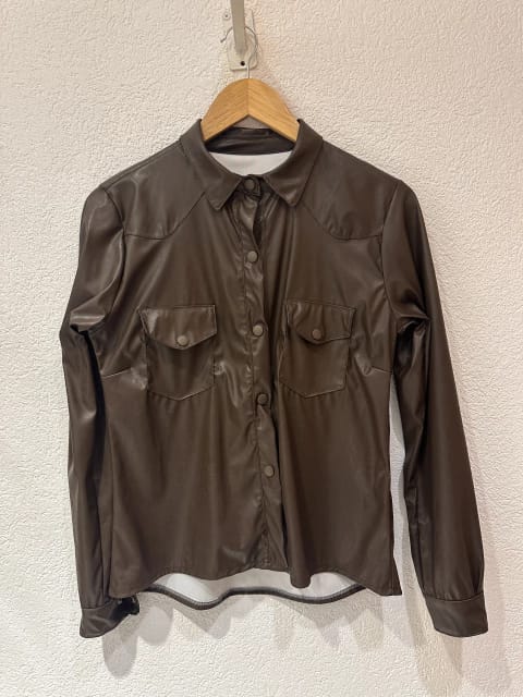 Camisa cuero